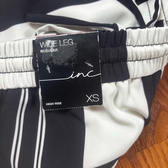 INC International Concepts Black White Stripe Elastic Waist Wide Leg Pants Sz XS - Picture 3 of 8